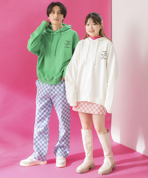 HEYUMM（ヘユム）の「裏毛チビロゴフーディー（スウェット・レディース・アイボリー/グリーン/チャコールグレー・ONE）」の16枚目の写真