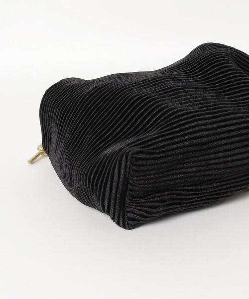 FUNALIVE（ファンアライブ）の「【dignity closet】クラッシィプリーツミニバッグ/Classy Pleats Bag（ショルダーバッグ・メンズ・ブラック/ブラウン/ブルー/アイボリー・FREE）」の7枚目の写真