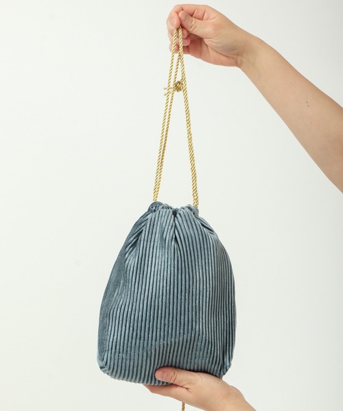 FUNALIVE（ファンアライブ）の「【dignity closet】クラッシィプリーツミニバッグ/Classy Pleats Bag（ショルダーバッグ・メンズ・ブラック/ブラウン/ブルー/アイボリー・FREE）」の22枚目の写真