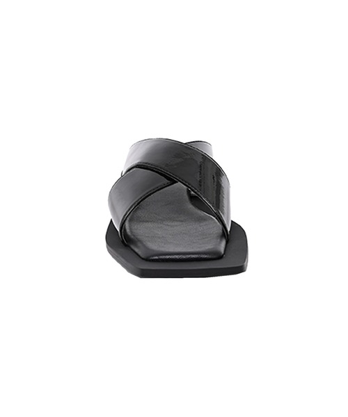 Narcissus(ナルシス)の「クロスフラットサンダル(サンダル・レディース・ブラック/ベージュ・38/37/36/35)」の14枚目の写真