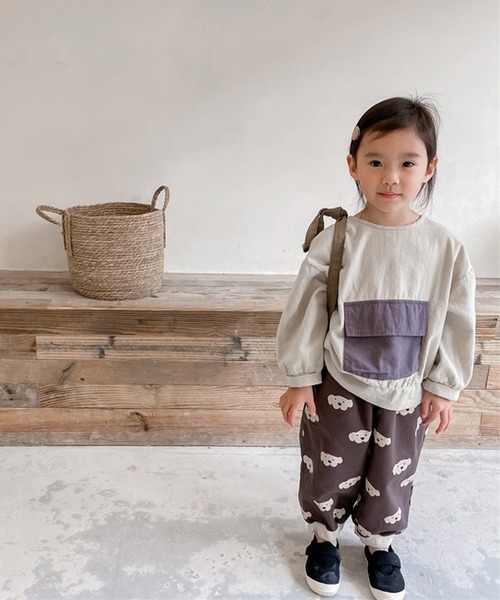 aimoha(アイモハ)の「aimoha-KIDS- 可愛いビッグポケットトップス(Tシャツ/カットソー・キッズ・ダークグレー/ベージュ・110/90/100/80/120/130)」の15枚目の写真