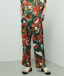 Lui's | ビッグフラワープリントラインパンツ(スラックス)