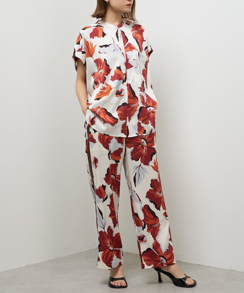 Lui's（ルイス）の「ビッグフラワープリントラインパンツ（スラックス・レディース・ホワイト/グリーン・FREE）」の20枚目の写真