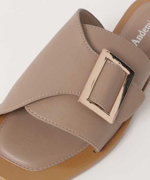 Andemiu（アンデミュウ）の「バックルフラットサンダル279666（サンダル・レディース・ホワイト/ブラック/ブラウン・S/M/L）」の12枚目の写真