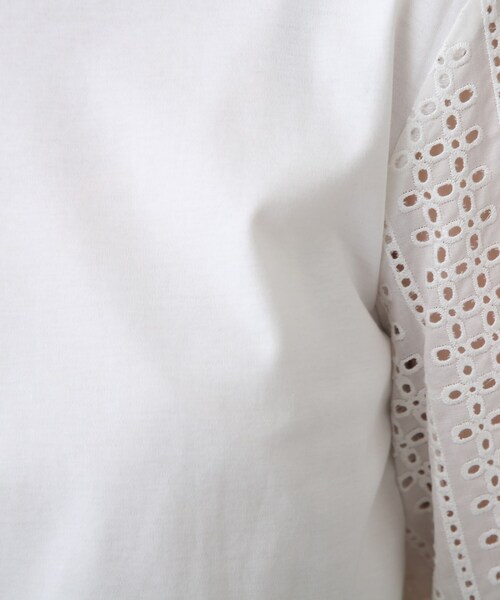 INDIVI（インディヴィ）の「◆【洗える】袖カットワーク刺繍カットソー（Tシャツ/カットソー・レディース・ホワイト/ブラック/サックスブルー/チャコールグレー/ライトグリーン・15 /19/12/34/05/13/38）」の8枚目の写真