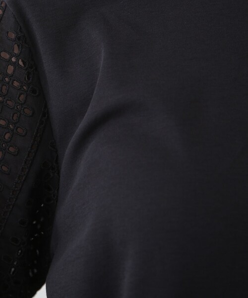 INDIVI（インディヴィ）の「◆【洗える】袖カットワーク刺繍カットソー（Tシャツ/カットソー・レディース・ホワイト/ブラック/サックスブルー/チャコールグレー/ライトグリーン・15 /19/12/34/05/13/38）」の13枚目の写真