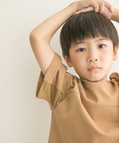 URBAN RESEARCH DOORS(アーバンリサーチドアーズ)の「メッシュスウィッチングドルマンTシャツ(KIDS)(Tシャツ/カットソー・キッズ・ベージュ/カーキ・135/120/105)」の3枚目の写真