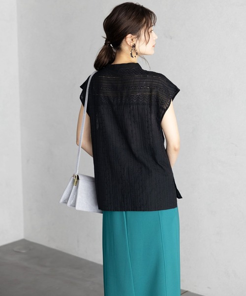 GeeRA（ジーラ）の「刺しゅうレースフレンチ袖ブラウス（シャツ/ブラウス・レディース・オフホワイト/ブラック・LARGE/MEDIUM）」の3枚目の写真