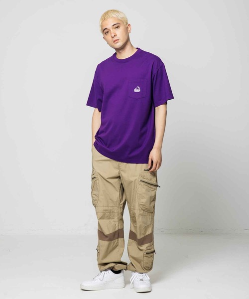 XLARGE（エクストララージ）の「MINI SLANTED OG LOGO S/S POCKET TEE（Tシャツ/カットソー・メンズ・グリーン/ブラック/ホワイト/パープル・XL/L/S/M）」の14枚目の写真