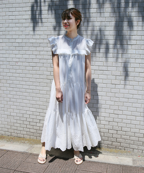 La TOTALITE（ラトータリテ）の「【VINILO/ヴィニーロ】トングフラットサンダル（サンダル・レディース・ブラック/ベージュ・38/36/37）」の12枚目の写真