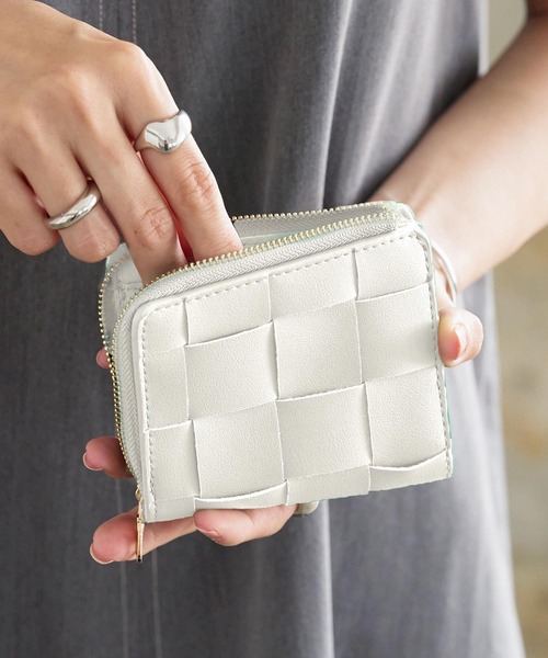 KOBE LETTUCE（コウベレタス）の「イントレチャートミニウォレット（財布・レディース・ラベンダー/ホワイト/ブラック/グリーン/シルバー/キャメル/イエロー・FREE）」の2枚目の写真