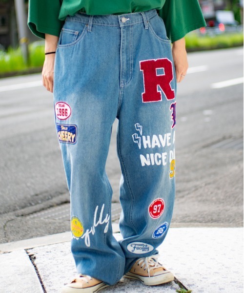 Salong hameu(サロン ハミュー)の「ワッペン&プリントデザイン ワイドテーパード デニムパンツ レディース メンズ/カラーパンツ/ジーンズ(デニムパンツ・メンズ・インディゴブルー/ライトインディゴブルー/オフホワイト/ブラック・M/L)」の19枚目の写真