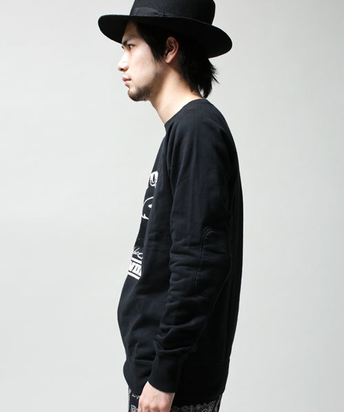 NUMBER (N)INE(ナンバーナイン)の「【ZOZO限定展開中】NUMBER (N)INE(ナンバーナイン)/ x PEANUTS EMBLEM SWEAT(スウェット・メンズ・ブラック/グレー・4/2/3)」の11枚目の写真