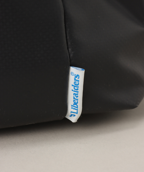 Liberaiders(リベレイダース)の「【Liberaiders/リベレイダース】PX SOFT COOLER BAG L(ショルダーバッグ・メンズ・ブラック/カーキ・FREE)」の11枚目の写真
