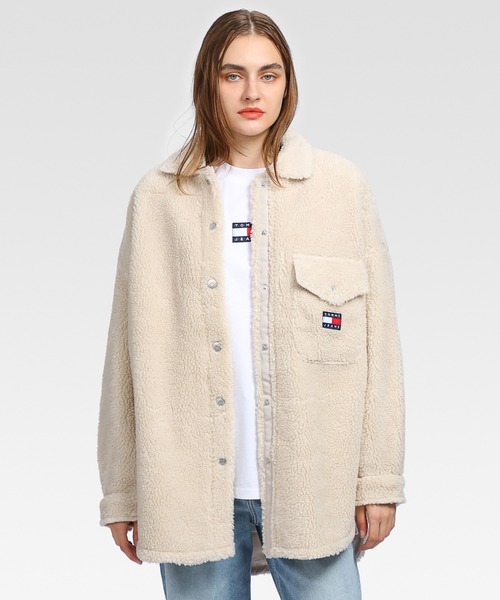 tommy jeans（トミー ジーンズ）の「シェルパオーバーサイズジャケット（ブルゾン・レディース・ブラック/グリーン/ベージュ・X-SMALL/MEDIUM/LARGE/SMALL）」の10枚目の写真