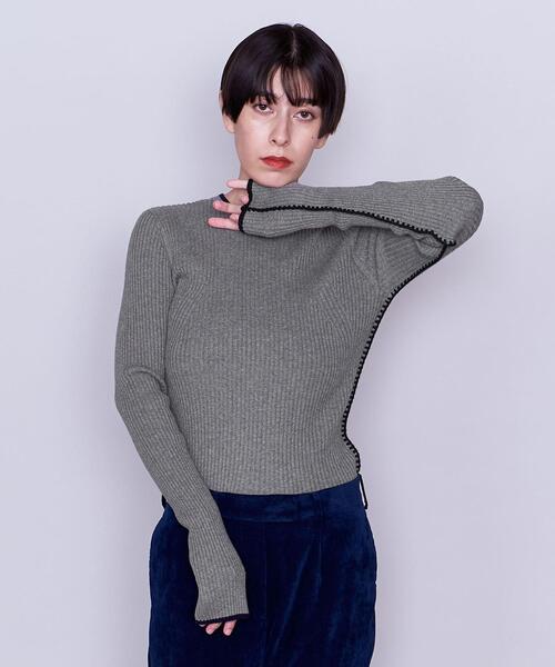AEWEN MATOPH（イウエン マトフ）の「＜AEWEN MATOPH＞C/CA ステッチ クルーネック リブニット（ニット/セーター・レディース・ブラック/グレー/ホワイト・FREE）」の4枚目の写真