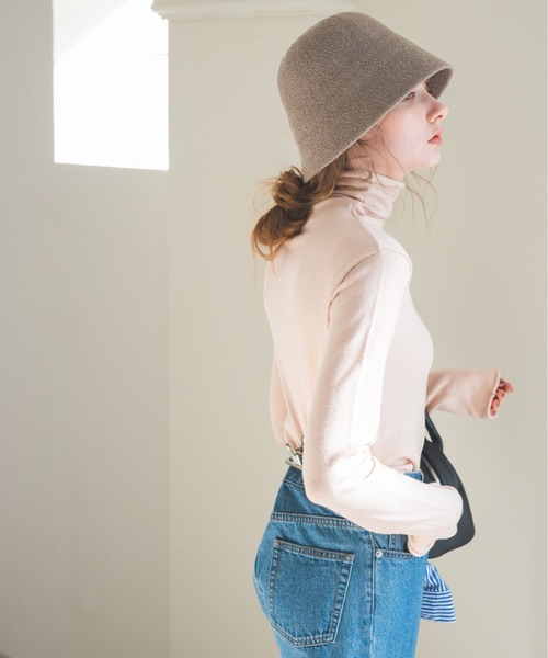 ANGIE（アンジー）の「タートルネックニット（ニット/セーター・レディース・ブラック/パープル/ライム/オレンジ/グリーン/アイボリー/ホワイト系その他/杢グレー/ライトベージュ/ライトパープル/グリーン系その他・MEDIUM/LARGE）」の22枚目の写真