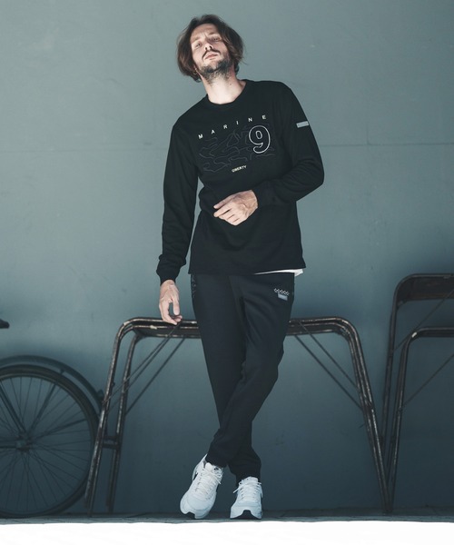 qwerty(クワーティ)の「mlt3979-3D Camo Embroidery LS TEE Tシャツ(Tシャツ/カットソー・メンズ・ネイビー/ブラック/ホワイト・M/L/XL)」の18枚目の写真