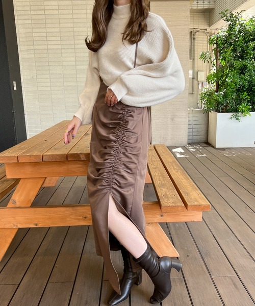 Ambre Ciel(アンブルシエル)の「2WAYシャーリングスリットスカート/【WEB/EC限定商品】(スカート・レディース・ブラック/モカ/ベージュ・SMALL/MEDIUM)」の9枚目の写真