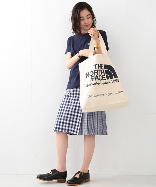 BEAMS BOY（ビームスボーイ）の「THE NORTH FACE / ORGANIC COTTON TOTE（トートバッグ・レディース・グリーン/ブルー・ONE SIZE）」の4枚目の写真