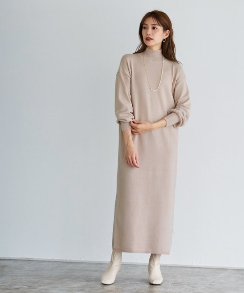 Vネックベスト×ワンピースセットアップ