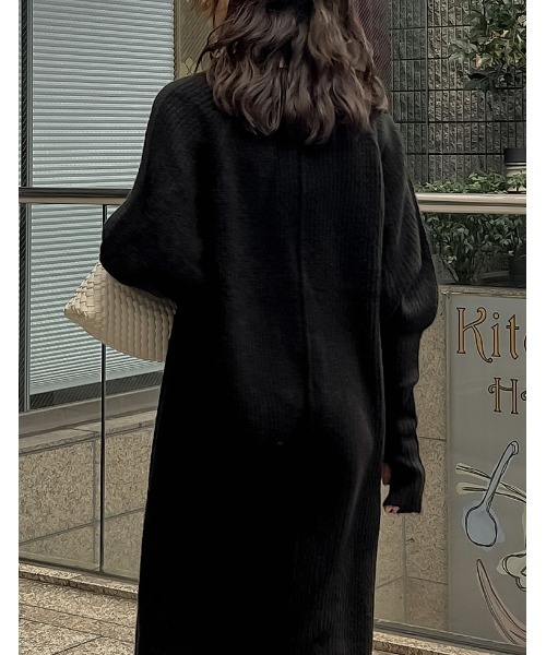 Re:EDIT（リエディ）の「[累計販売枚数1.75万枚突破！][新色追加][低身長サイズ有][サステナブル]指穴ボリュームスリーブ畦編みリブニットワンピース（ワンピース・レディース・チャコールグレー/ベージュ/ブルー/ブラック/イエロー/グレー/キャメル/ブラウン/ベージュ系その他/グレー系その他・LARGE/MEDIUM/SHORT）」の15枚目の写真