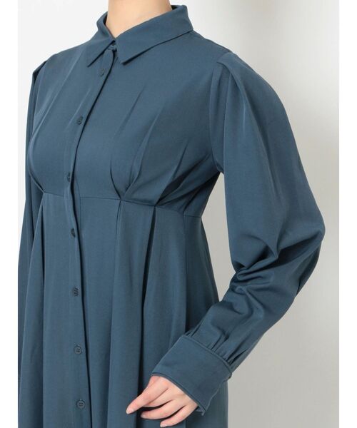 MURUA（ムルーア）の「ウエストタックシャツワンピース（ワンピース・レディース・ブラック/ブルー/ベージュ・FREE）」の20枚目の写真