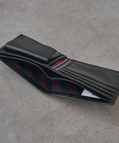 TOMMY HILFIGER（トミーヒルフィガー）の「【TOMMY HILFIGER】31TL25X020 二つ折り財布（財布・メンズ・ブラック・FREE）」の7枚目の写真