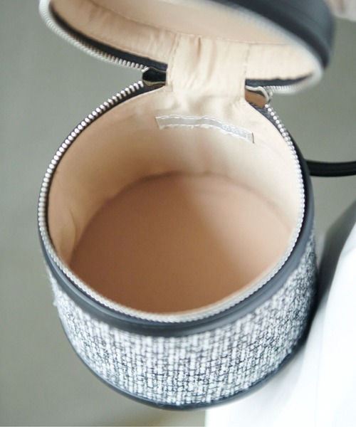 FREE'S MART（フリーズマート）の「◆バニティバッグ（ショルダーバッグ・レディース・ベージュ/ブラック/グレー・ﾌﾘ-）」の9枚目の写真