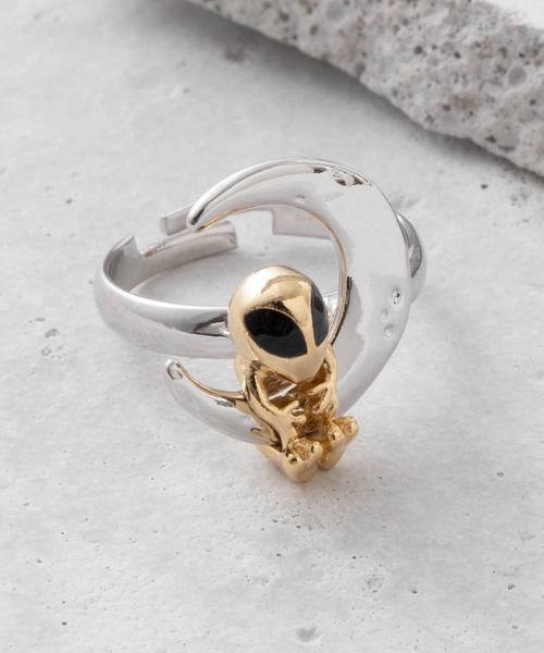 宇宙の人たちリング（リング）｜gargle（ガーグル）のファッション通販