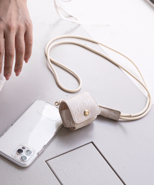 Chico（チコ）の「スマホショルダーストラップ（スマホグッズ・レディース・ブラック/ミント/アイボリー/ピンク/ブラウン/ベージュ/ホワイト系その他2・FREE）」の2枚目の写真