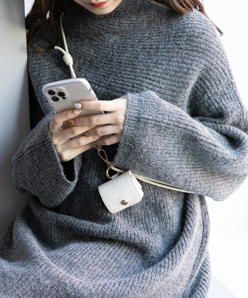 Chico（チコ）の「スマホショルダーストラップ（スマホグッズ・レディース・ブラック/ミント/アイボリー/ピンク/ブラウン/ベージュ/ホワイト系その他2・FREE）」の22枚目の写真