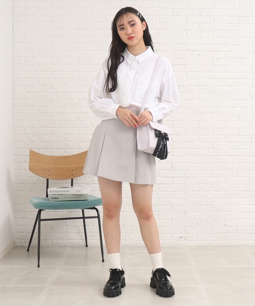 PINK-latte（ピンクラテ）の「大人っぽ韓国風♪タックミニスカート（スカート・キッズ・ライトグレー/ライトベージュ/ブルー系8・14/15 /16）」の9枚目の写真