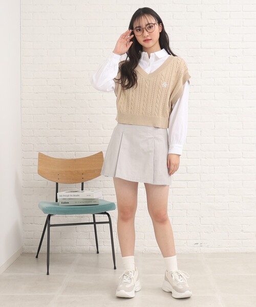 PINK-latte（ピンクラテ）の「大人っぽ韓国風♪タックミニスカート（スカート・キッズ・ライトグレー/ライトベージュ/ブルー系8・14/15 /16）」の6枚目の写真