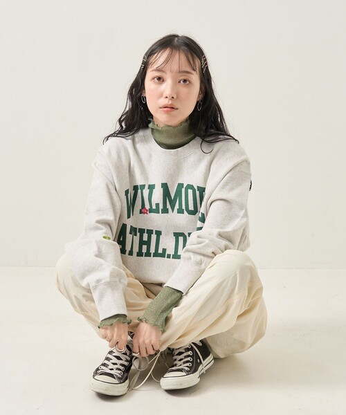 FREAK'S STORE(フリークスストア)の「ロゴフラワー刺繍スウェット(スウェット・レディース・オフホワイト/ライトグレー・フリ-)」の9枚目の写真