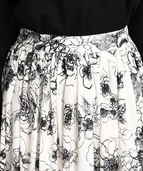 DRESKIP（ドレスキップ）の「◆線画フラワー柄ボリュームギャザースカート（スカート・レディース・ホワイト系3/ライトグリーン系/ネイビー系・02/03/04）」の7枚目の写真