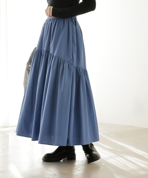 frames RAY CASSIN（フレームスレイカズン）の「ラウンドティアードスカート（スカート・レディース・グレイッシュベージュ/カーキ/レッド/ホワイト/スミクロ/ブルー・FREE）」の5枚目の写真