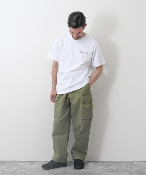 UNIVERSAL OVERALL(ユニバーサルオーバーオール)の「【UNIVERSAL OVERALL/ユニバーサル オーバーオール】別注WINDYCITY Tシャツ(Tシャツ/カットソー・メンズ・ホワイト/イエロー/ブルー/キナリ・M/L/XL)」の16枚目の写真