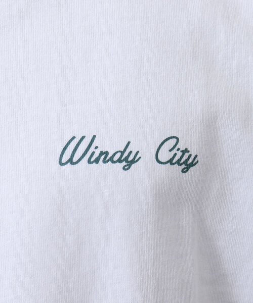 UNIVERSAL OVERALL(ユニバーサルオーバーオール)の「【UNIVERSAL OVERALL/ユニバーサル オーバーオール】別注WINDYCITY Tシャツ(Tシャツ/カットソー・メンズ・ホワイト/イエロー/ブルー/キナリ・M/L/XL)」の18枚目の写真