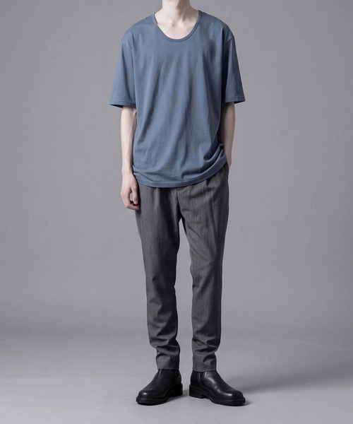 ato(アトウ)の「COTTON U-NECK T(Tシャツ/カットソー・メンズ・ホワイト/ブラック/ブルー/アイボリー/グレー・46/48)」の6枚目の写真