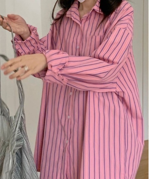 Vipoa（ヴィポア）の「オーバーサイズストライプカラーシャツ（シャツ/ブラウス・レディース・ピンク・FREE）」の11枚目の写真