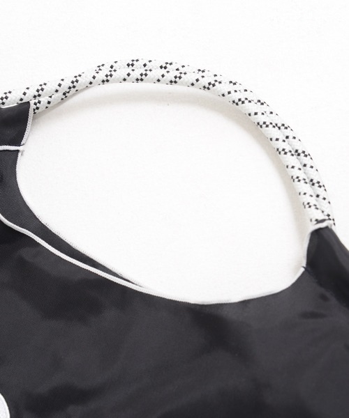 Arnold Palmer（アーノルドパーマー）の「ミックスコード グラフィック トートバッグ（トートバッグ・レディース・ベージュ/ブラック/オフホワイト・F）」の6枚目の写真