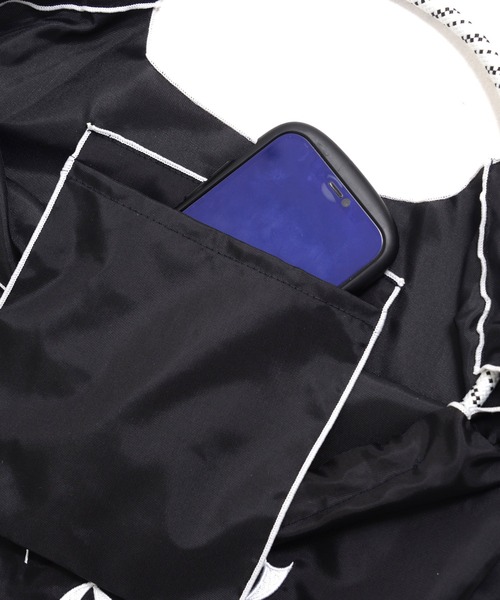 Arnold Palmer（アーノルドパーマー）の「ミックスコード グラフィック トートバッグ（トートバッグ・レディース・ベージュ/ブラック/オフホワイト・F）」の10枚目の写真