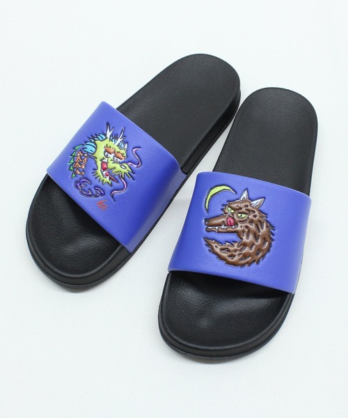 RNA(アールエヌエー)の「E4908 ロゴ&キャラシャワーサンダル(サンダル・レディース・ホワイト/ブラック/ブルー・SMALL/MEDIUM)」の10枚目の写真