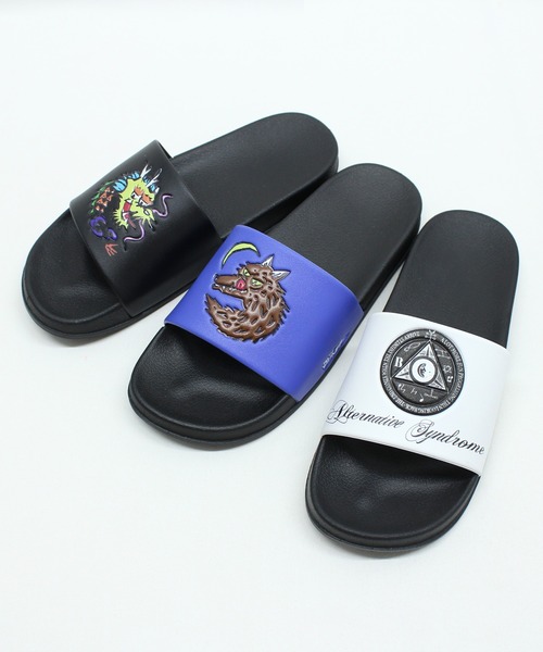 RNA(アールエヌエー)の「E4908 ロゴ&キャラシャワーサンダル(サンダル・レディース・ホワイト/ブラック/ブルー・SMALL/MEDIUM)」の21枚目の写真