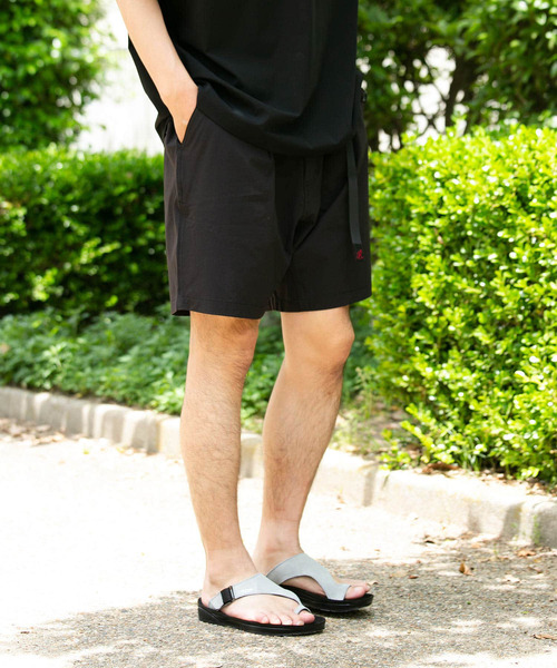 Gramicci（グラミチ）の「『ユニセックス』『撥水』『別注』GRAMICCI　コーデュラストレッチルーズショーツ（その他パンツ・メンズ・グレー/ブラック・SMALL/MEDIUM/LARGE）」の6枚目の写真