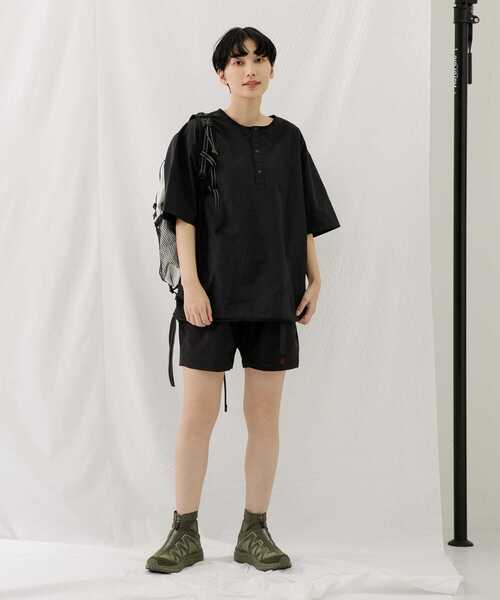 Gramicci（グラミチ）の「『ユニセックス』『撥水』『別注』GRAMICCI　コーデュラストレッチルーズショーツ（その他パンツ・メンズ・グレー/ブラック・SMALL/MEDIUM/LARGE）」の14枚目の写真