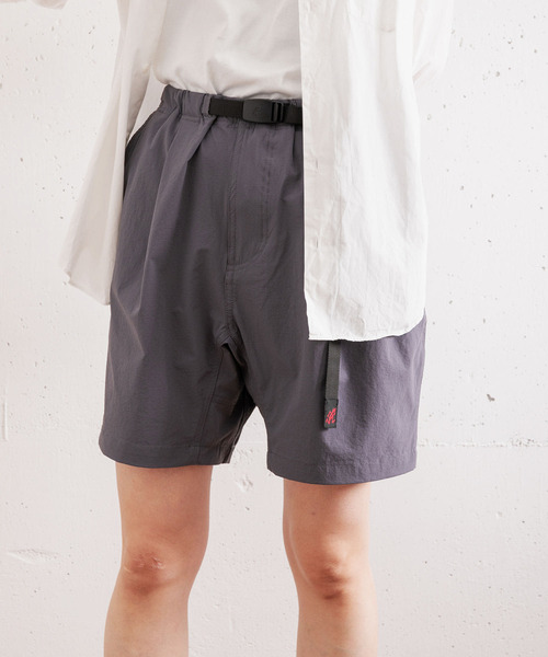 Gramicci（グラミチ）の「『ユニセックス』『撥水』『別注』GRAMICCI　コーデュラストレッチルーズショーツ（その他パンツ・メンズ・グレー/ブラック・SMALL/MEDIUM/LARGE）」の15枚目の写真