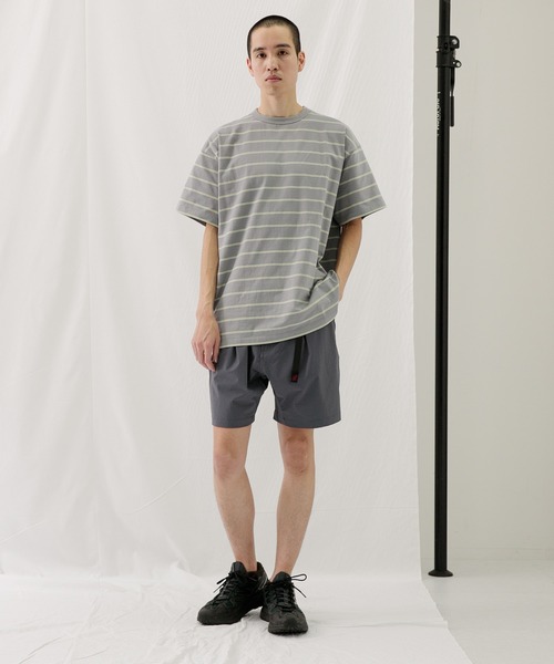 Gramicci（グラミチ）の「『ユニセックス』『撥水』『別注』GRAMICCI　コーデュラストレッチルーズショーツ（その他パンツ・メンズ・グレー/ブラック・SMALL/MEDIUM/LARGE）」の3枚目の写真