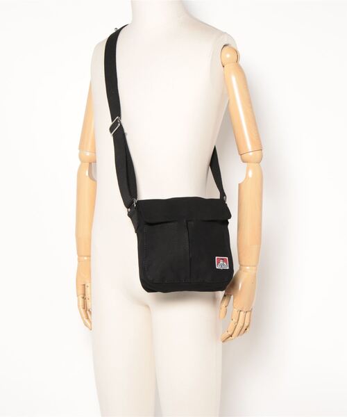 BEN DAVIS（ベンデイビス）の「FLAP CANVAS SHOULDER（ショルダー